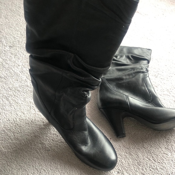 Vintage leather boots bought in Paris - Picture 6 of 16